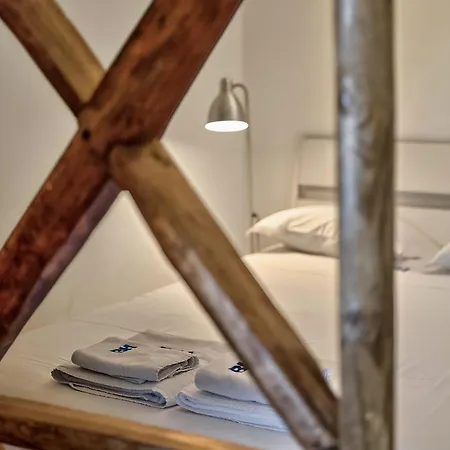 The Blue House - Camoes Cool Loft Апартаменты *