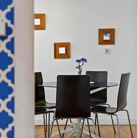 The Blue House - Camoes Cool Loft *