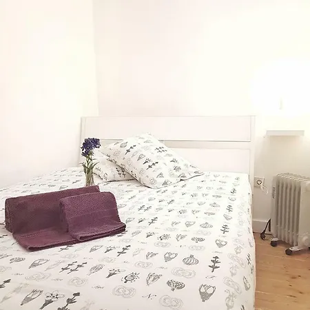 דירה The Blue House - Camoes Cool Loft ליסבון
